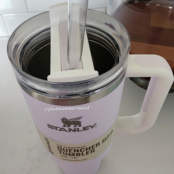 Stanley - WISTERIA (purple) - 40 oz. H2.0 Flowstate Quencher Tumbler - NWT! - Picture 4 of 7